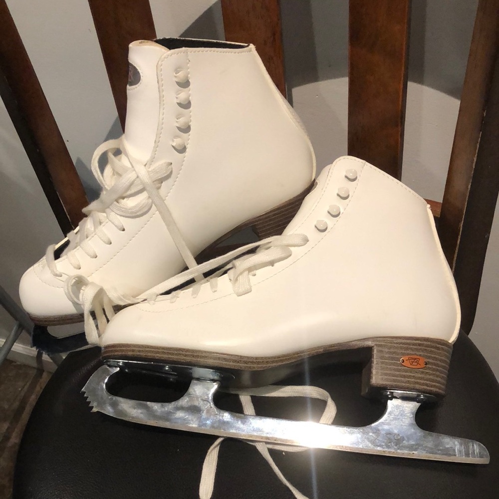 Women's White Ice Skates